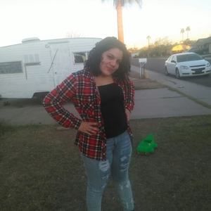 Meet your Posher, Kenna