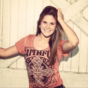 Meet your Posher, Megan