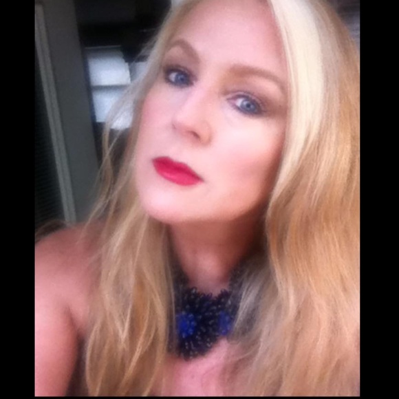 YAY🎉🎉I'm a POSH AMBASSADOR WELCOME TO MY CLOSET - Picture 2 of 7