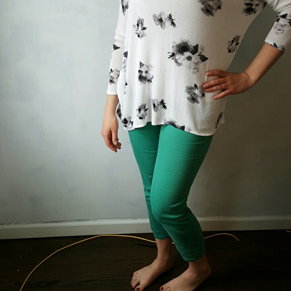 Tory Burch Green Capris