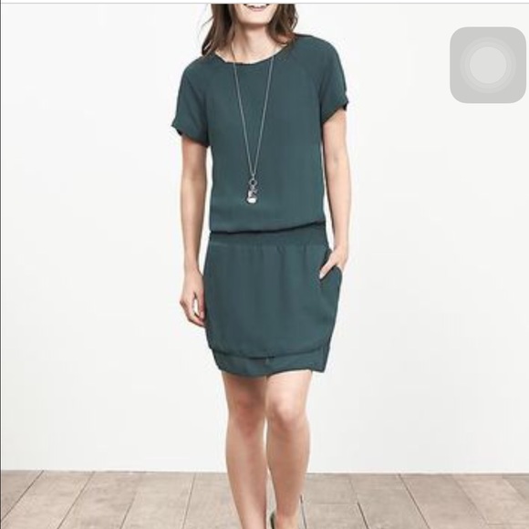 Banana Republic Dress Size 0 NWOT