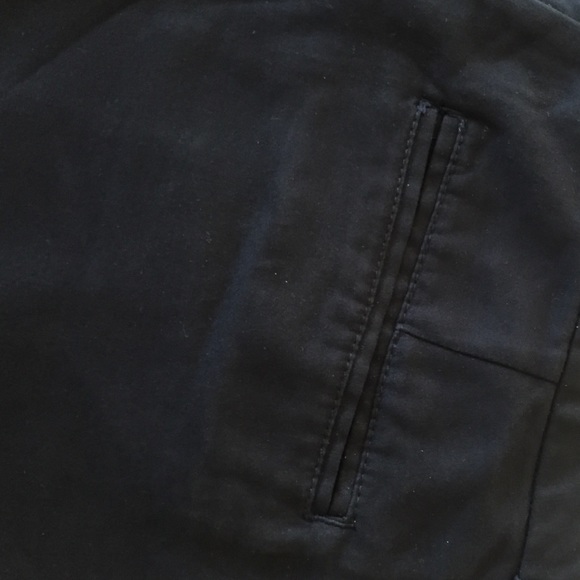 Black trouser shorts - Picture 2 of 4