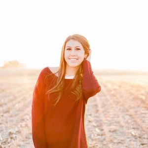 Meet your Posher, Carly