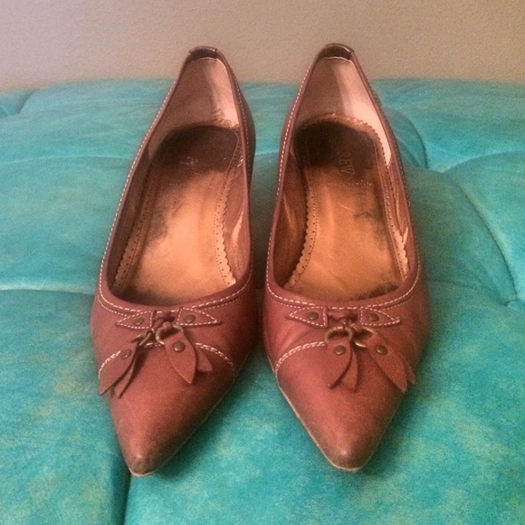 J Crew Kitten Heels - Picture 2 of 3