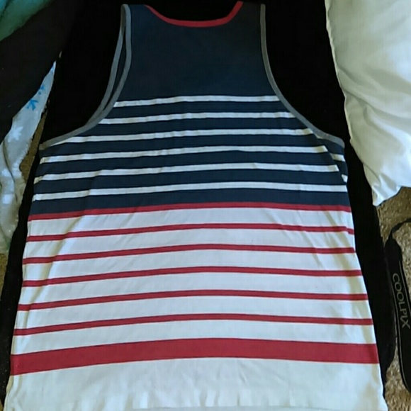 Muscle blue white red striped tee for men - Picture 2 of 3