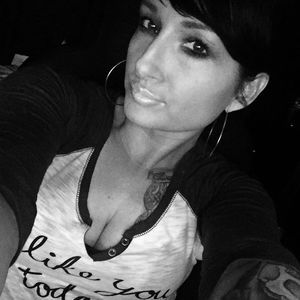 Meet your Posher, Chrissy