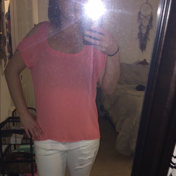 💥last chance💥 Bright coral open shoulder blouse