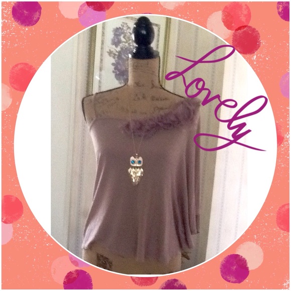 ✨ One Shoulder Top ✨ - Picture 3 of 4