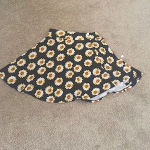 Sunflower? Circle skirt🌻