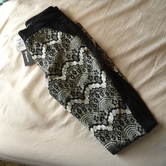 Body Central Pants - Leggings