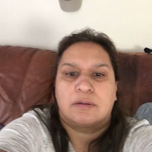 Meet your Posher, Claudia