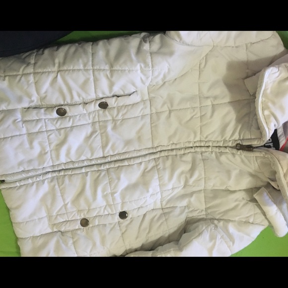 White coat - Picture 3 of 3