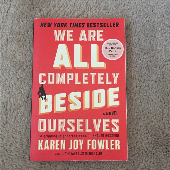 Summer poolside/ beach reading 🕶