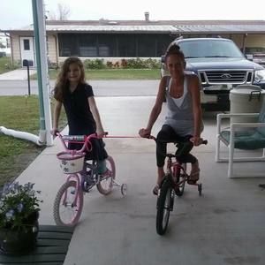 Meet your Posher, Carrie