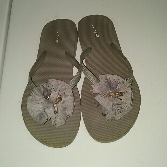 J Crew flip flops Bundle @princessandi19 - Picture 1 of 3
