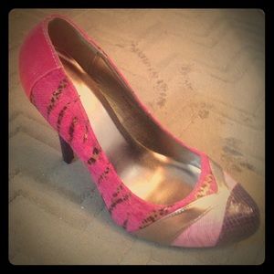 Pink/purple/cheetah/animal skin design high heels