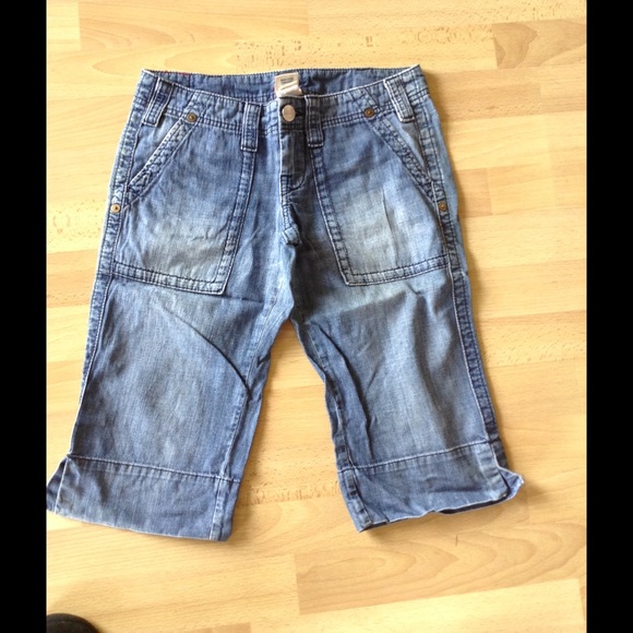 Authentic True Religion Capri jeans