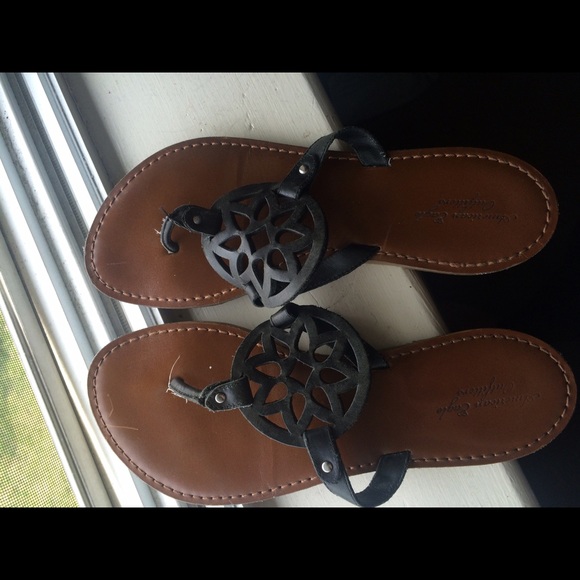 AE black sandals‼️‼️