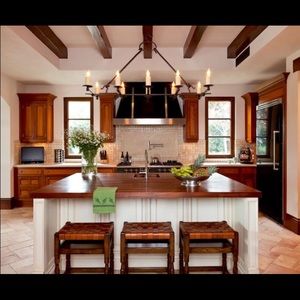 Meet your Posher, Yolanda