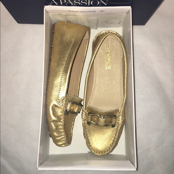 Gold Sperry Top-Siders make an offer!