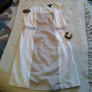 White house Black market Sleeveless dress