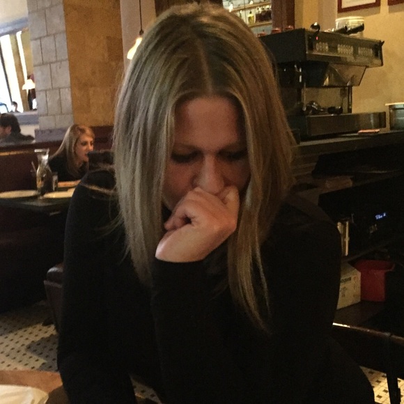 Meet your Posher, Celise - Picture 2 of 3