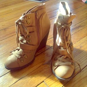 Tan wedged ankle boots