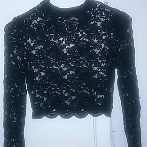 Black floral lace crop top
