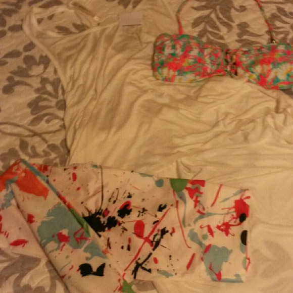 Top - Picture 2 of 3