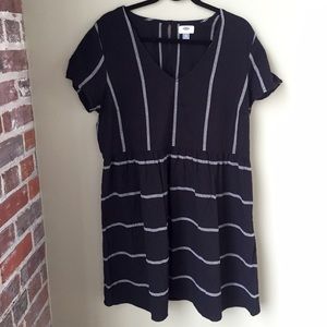 Black and White Old Navy Dress XL