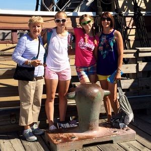 Meet your Posher, Linda