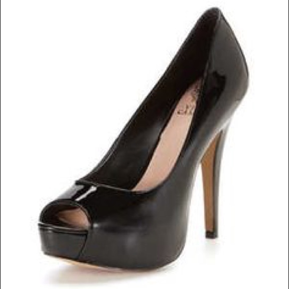 NWOT Vince Camuto Milesy 2 Platform Pumps