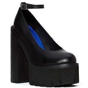 HALF OFF Jeffrey Campbell Scully 2 Platforms