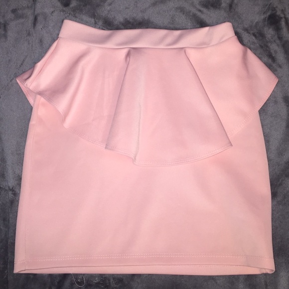 Light pink peplum bodycon skirt