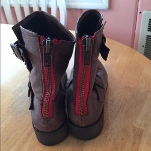 Steve Madden brown ankle boots