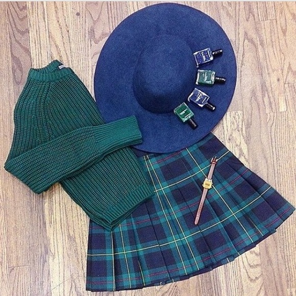 American apparel green plaid tennis skirt