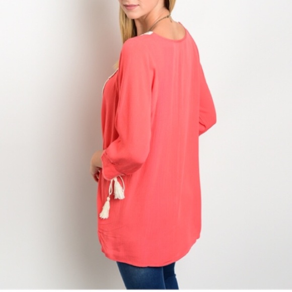 CORAL TUNIC WITH CREAM CROCHET DETAIL - Picture 2 of 2