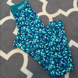 Nike Pro Dr-Fit Workout Leggings Sz XS