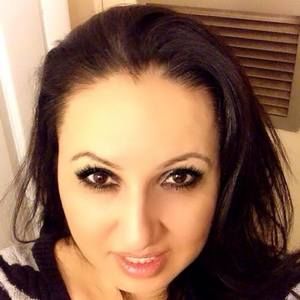 Meet your Posher, Lorena