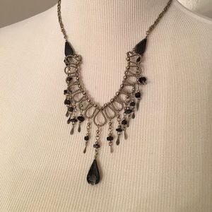 Necklace in great like new condition