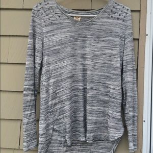 flowy grey top