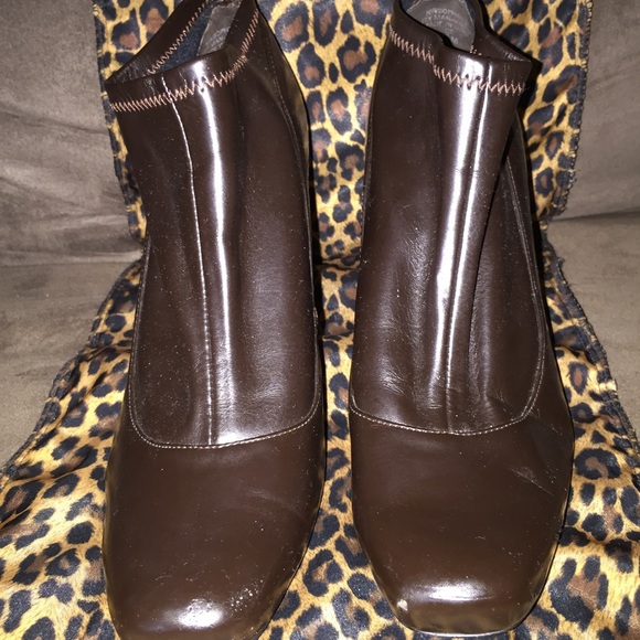 Ladies booties (SOLD) - Picture 2 of 4