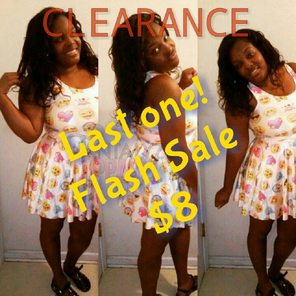 Dresses & Skirts - Emoji Dress