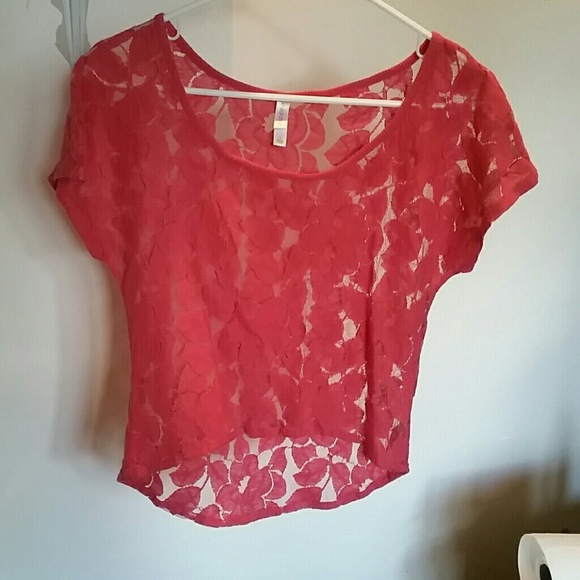 Top - Picture 1 of 2