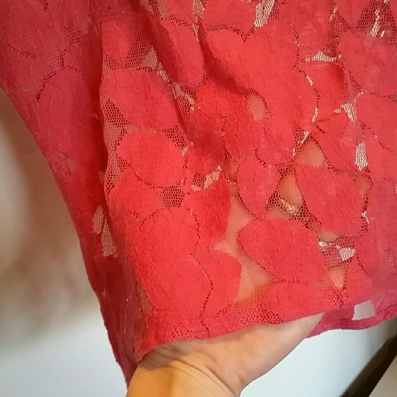 Top - Picture 2 of 2