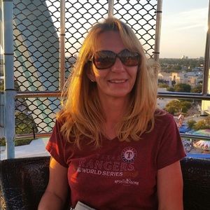 Meet your Posher, Regan