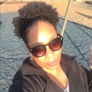 Meet your Posher, Doronda