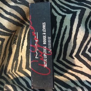 Ariana Grande Viva Glam Mac lipstick