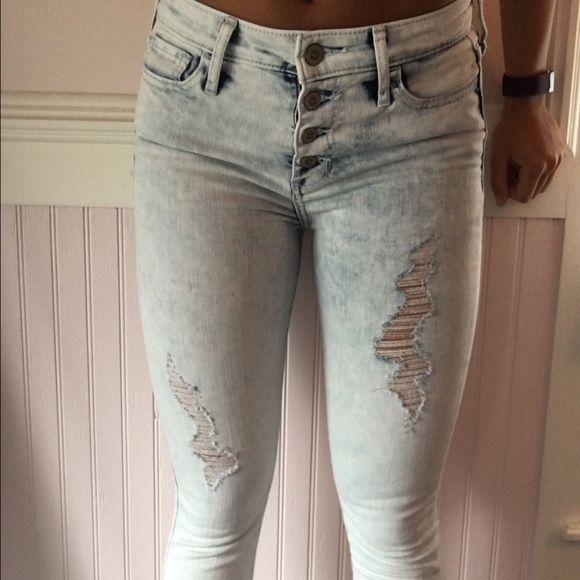 Hollister High rise acid washed jeans