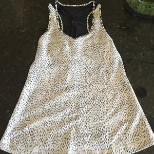 lululemon tank with built in bra size 4.